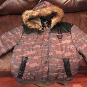 Men true religion jacket with fur hood